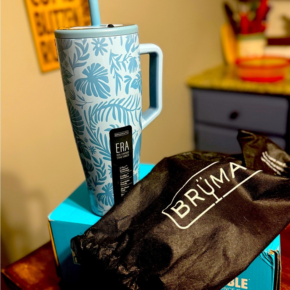NWT BrüMate Corcovado Blue 40oz Era Tumbler